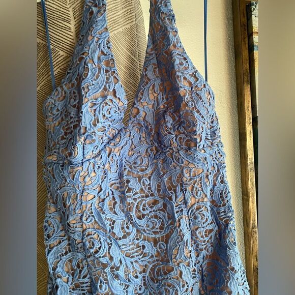 The Jetset Diaries Mini Dress Womens Sz Small Blue Halter Neck Lace Embroidered - Picture 4 of 14